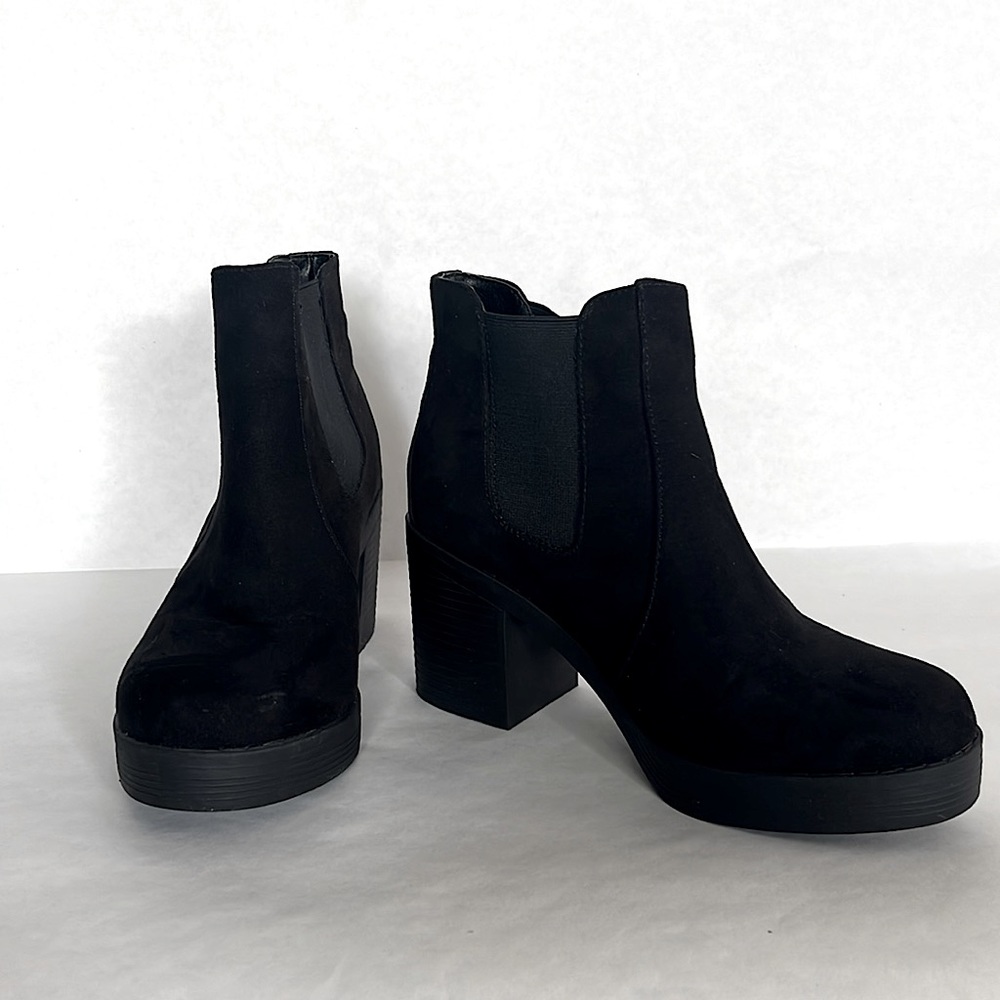 Suede Chunky Black Booties